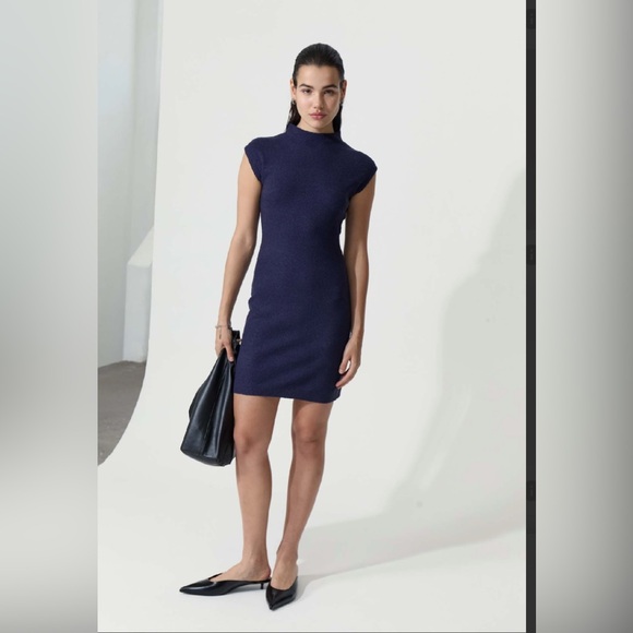 May 11th- 2- DELUC - LIVE UNLISTED LISTING - ๐จ 2025 COLLECTION - Picture 14 of 16